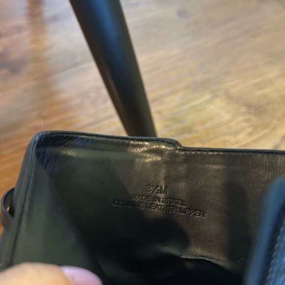 Talbots Harlow Buckle black leather heeled booties size 8.5 - Picture 9 of 12